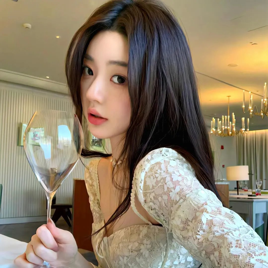 好女三头瞒